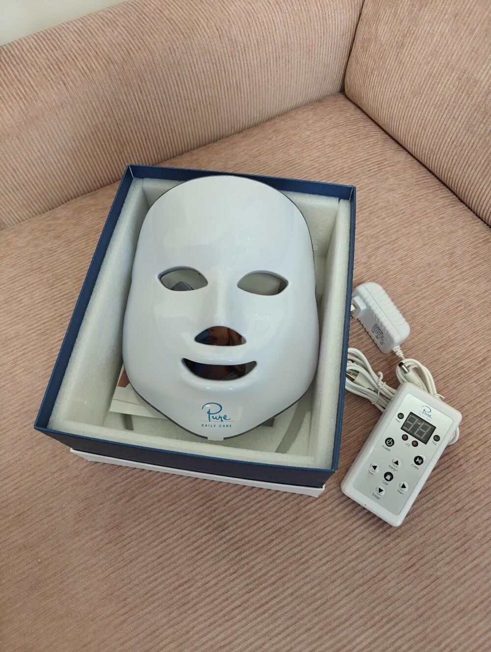Pure Daily Care LED Face Mask